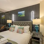 شقة The - Self Catering With Private Kitchen - For Location *