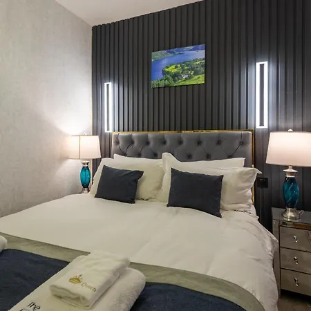 شقة The - Self Catering With Private Kitchen - For Location