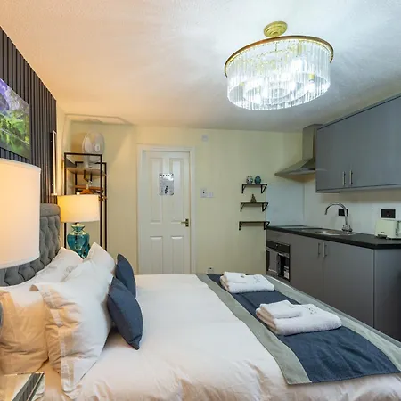 The - Self Catering With Private Kitchen - For Location Apartment
